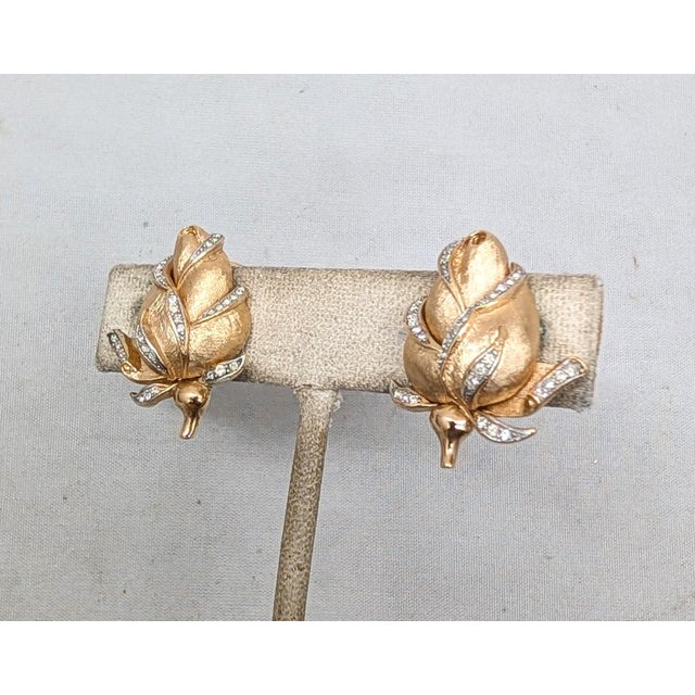 Trifari Vintage Circa 1960s Signed Crown Trifari Goldtone & Clear Rhinestone Rose Bud Clip Earrings-2 Pieces For Sale - Image 4 of 8