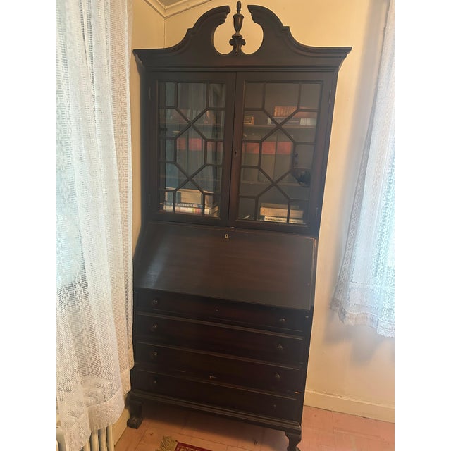 Vintage Secretary Desk With Glass Hutch – Traditional Chippendale Style For Sale - Image 4 of 14
