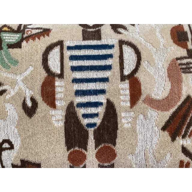 Beige Custom Pillows With Clarence House Cut Velvet Fabric - A Pair For Sale - Image 8 of 14