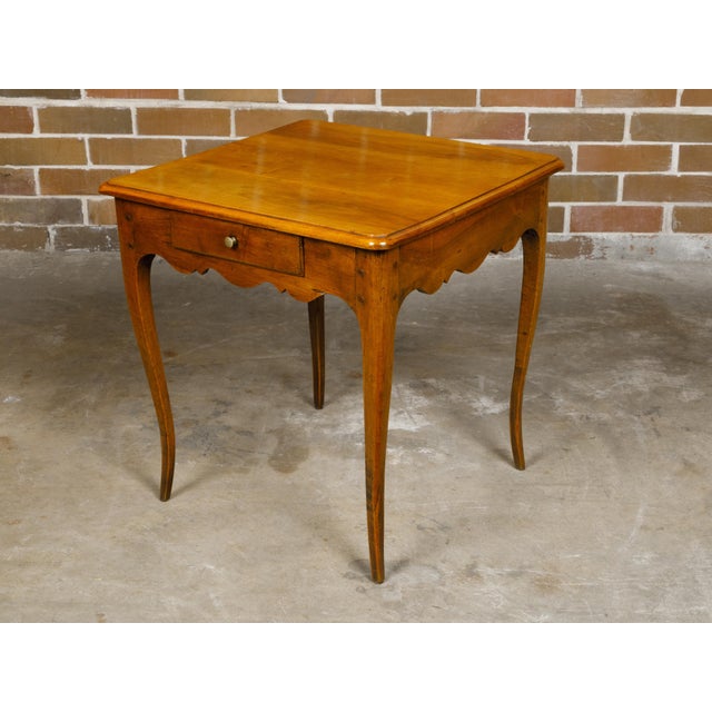 French Louis XV Style Walnut Side table with Scalloped Apron and Single Drawer For Sale - Image 12 of 12
