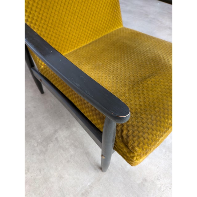 Wood Mid-Century Modern Yellow Fabric Lounge Chair, 1970s For Sale - Image 7 of 18