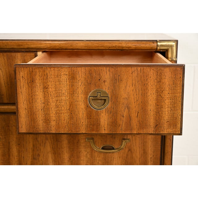 Drexel Heritage Mid-Century Modern Hollywood Regency Campaign Walnut Dresser or Credenza, 1970s For Sale - Image 10 of 16