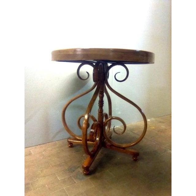 French Dining Table by Michael Thonet for Gebrüder Thonet Vienna GMBH For Sale - Image 3 of 4