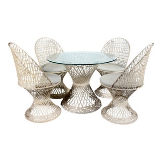 1950s Russell Woodard Spun Fiberglass Beige "Peacock" Cafe Table & 4 Chairs For Sale