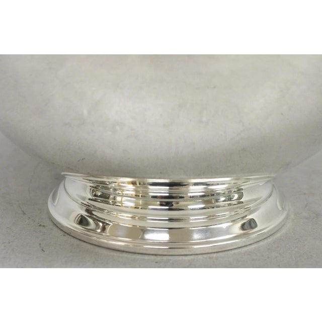 Vintage Oneida Victorian Silver Plated Punch Bowl Champagne Chiller Ice Bucket For Sale In Philadelphia - Image 6 of 11