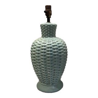 Plaster Basketweave Coastal Style MCM Table Lamp For Sale