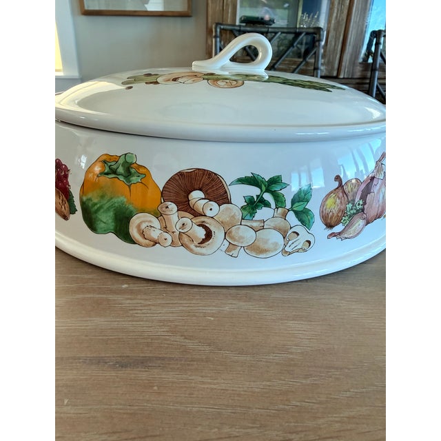 Vintage Wedgwood Covered Casserole Dish For Sale In Jacksonville, FL - Image 6 of 12