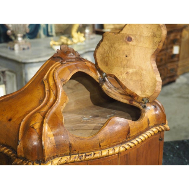 Circa 1800 Venetian Table Box in Carved Swiss Pine For Sale - Image 10 of 18