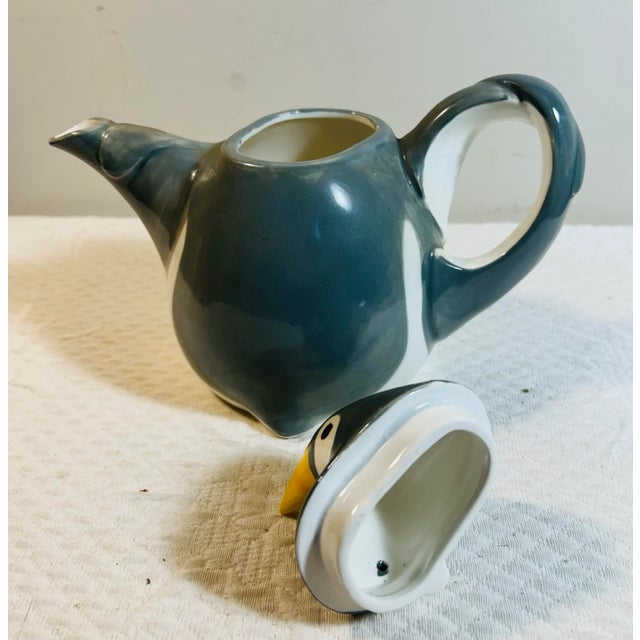 Vintage 1979 Figural Penguin Teapot For Sale In Philadelphia - Image 6 of 9