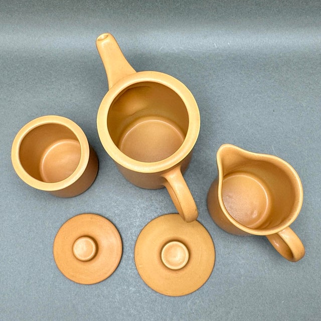 Vintage Nerina Louveira Brazil Terracotta Demitasse Set: Coffee Pot, 6 Cups Saucers, Creamer, Sugar - 17 pcs For Sale In New York - Image 6 of 10