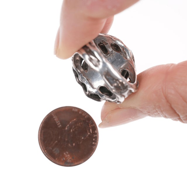 sz7 Vintage Southwestern Sterling Brutalist turquoise ring For Sale In Austin - Image 6 of 8