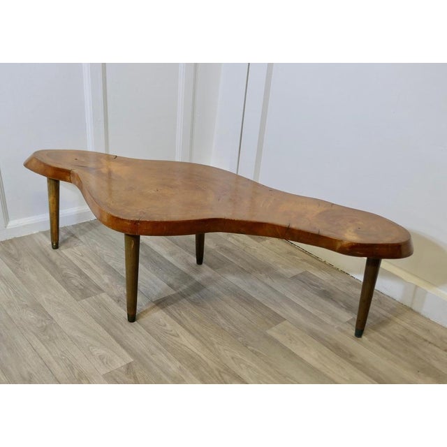 1960s Vintage Handcrafted Freeform Live Edge Elm Slab Coffee Table, 1960 For Sale - Image 5 of 7