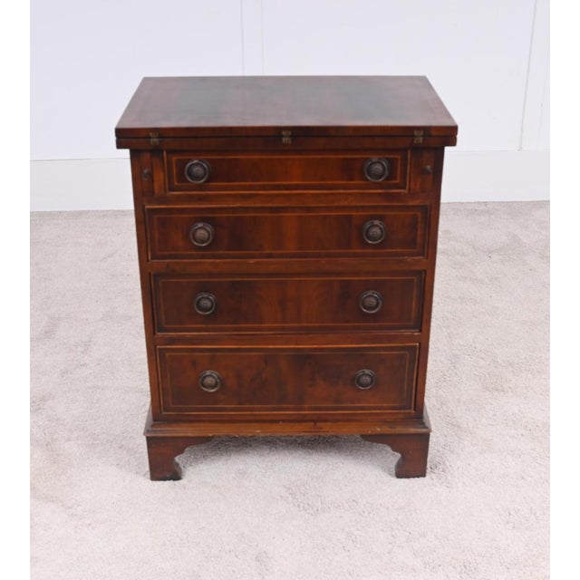 Georgian Revival Yew Bachelor's Chest of Drawers with Flip Top, 1920s For Sale - Image 11 of 11