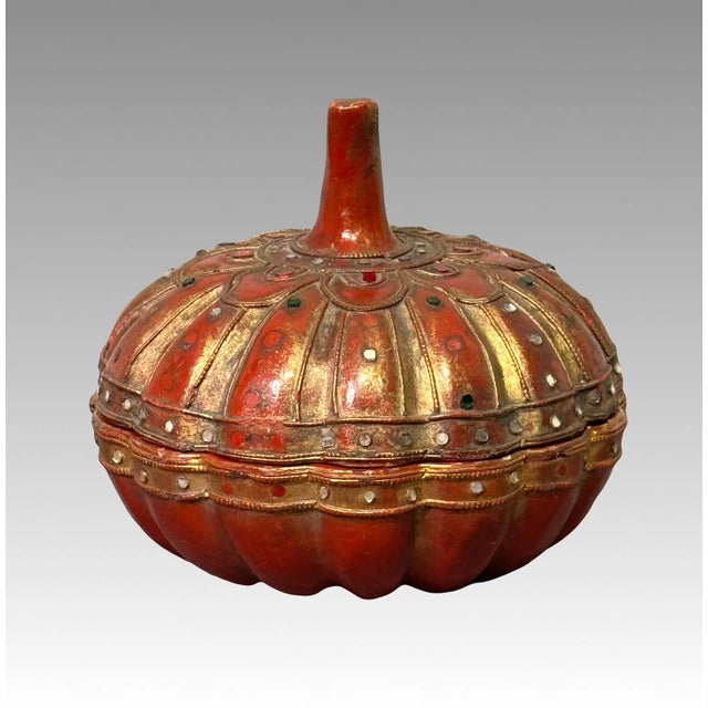 Mid 20th Century Old Asian Gourd Form Red Lacquer Box With Gold & Glass Jewels, Hand Carved For Sale - Image 5 of 7