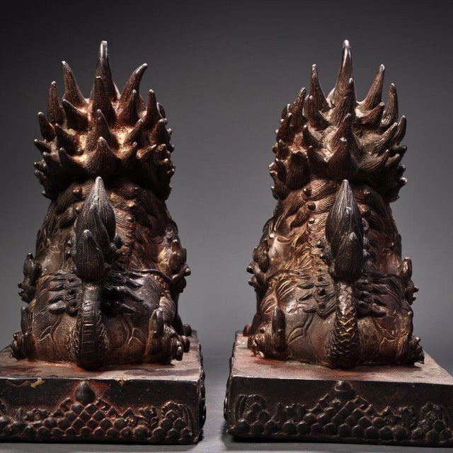 Pair of Antique Gilt Bronze Guardian Lion Figurines, 6900g Total, Ming Mark For Sale - Image 4 of 10