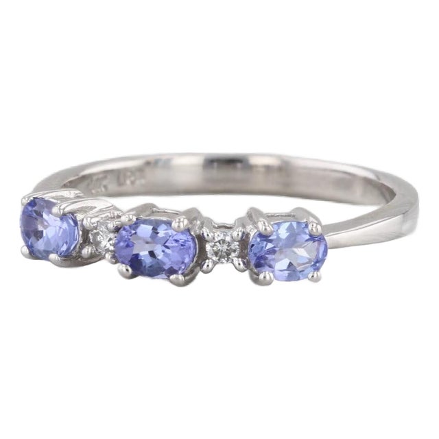 0.57ctw Tanzanite Diamond Ring 14k White Gold Size 7 Stackable 3-Stone For Sale
