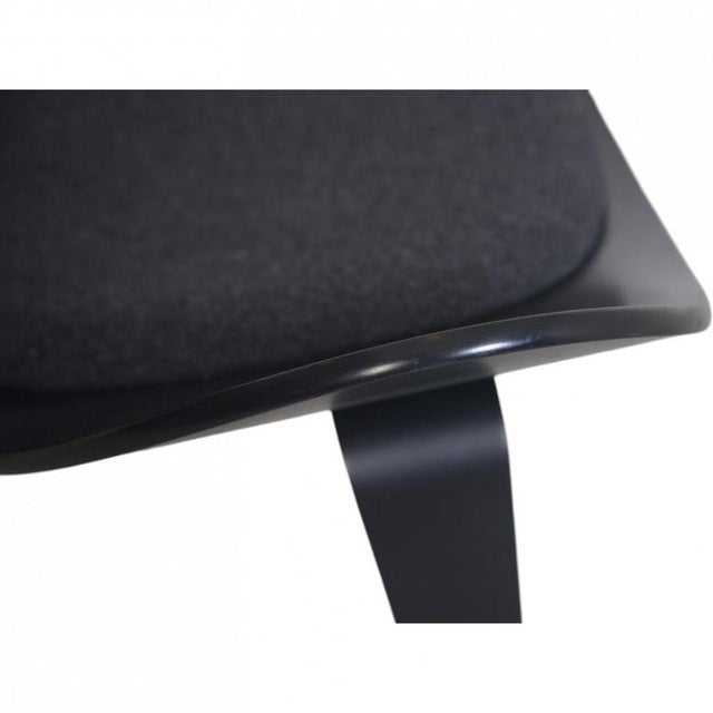 Textile CH07 Shell Chair in Grey Fabric by Hans J. Wegner, 2010s For Sale - Image 7 of 18