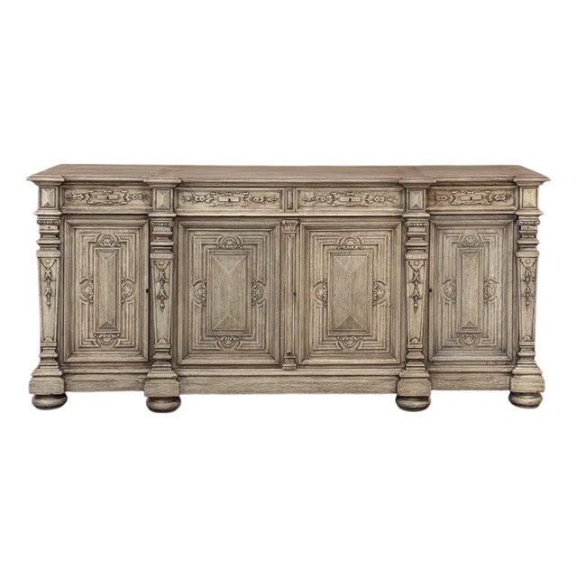 19th Century French Renaissance Revival Buffet in Solid Stripped Oak For Sale