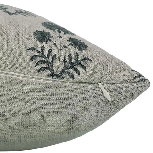 Rustic Fabdivine Floral Home Decor Cushion Cover 18x18 Inch– Thick Linen Fabric, Rishi For Sale - Image 3 of 4