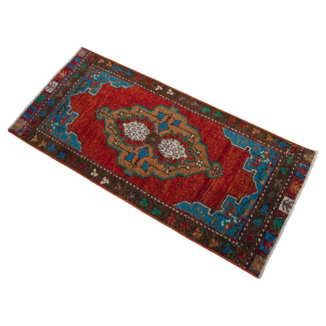 1960s Vintage Hand Knotted Small Turkish Rug, Entryway Decor, Bath Mat, Kitchen Bedside Rug 2x3 Ft Approx For Sale - Image 6 of 14