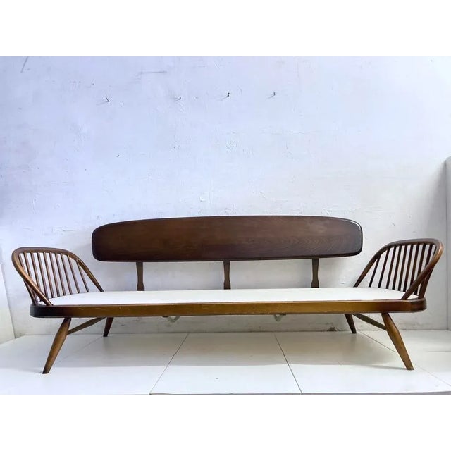 Beige English Daybed by Lucian Ercolani for Ercol, 1950s For Sale - Image 8 of 18