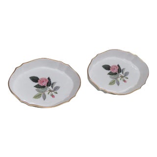 Wedgwood Bone China Hathaway Rose Trinket Ring Dish Ashtray a Pair For Sale