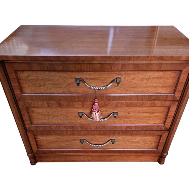 Pair of Vintage Henredon Furniture Bachelor's Chests For Sale - Image 9 of 15