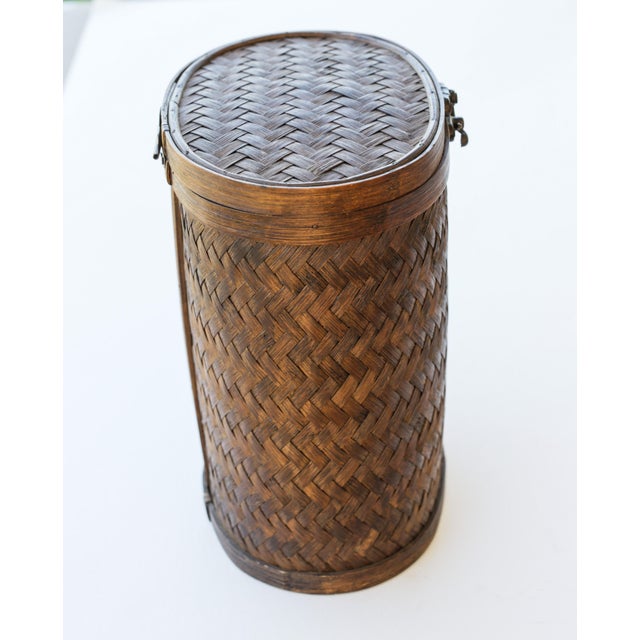 1990s Vintage Tropical Tiki Style Oval Dark Brown Wicker Knitting Sewing Basket With Lid For Sale - Image 5 of 13