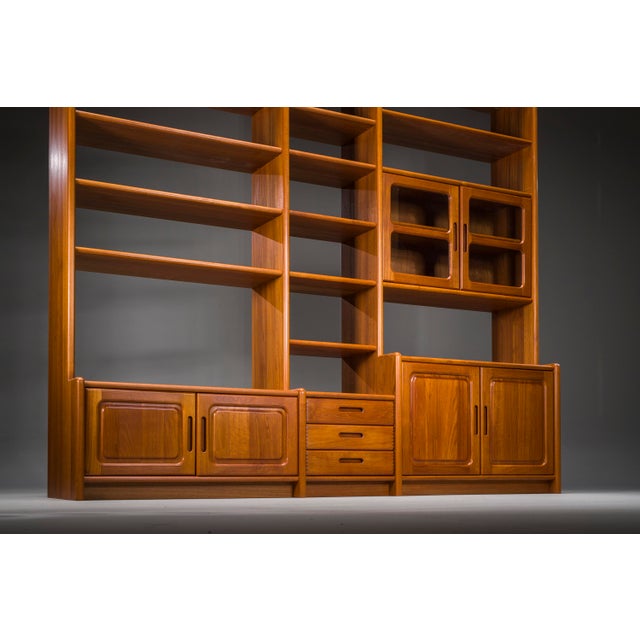 Wood Mid-Century Modern Danish Modular Teak Wall Unit from Dyrlund, Denmark, 1970s For Sale - Image 7 of 12