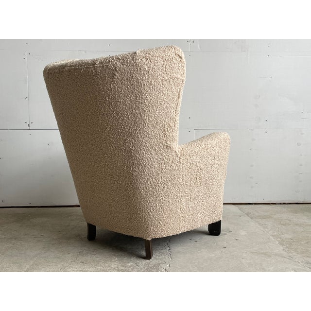 Mid-Century Modern Mid-Century Modern Wingback Lounge Chair in Bouclé by Mogens Lassen for Fritz Hansen, 1950s For Sale - Image 3 of 8
