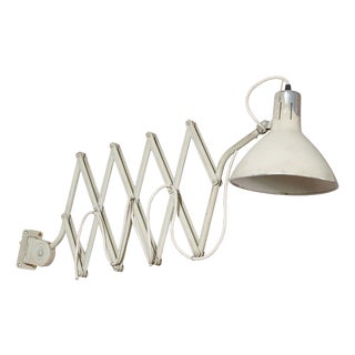 Bauhaus Model 110 Scissor Wall Lamp by H. Th. J. A. Busquet for Hala Zeist, Netherlands, 1960s For Sale