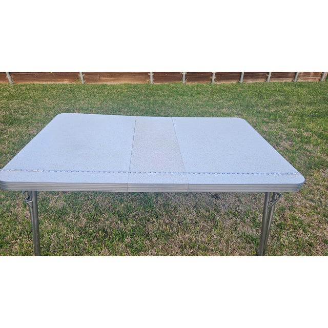 Mid-Century Modern Vintage 1950s Formica Chrome Dinette Table With 2 Leaves For Sale - Image 3 of 8