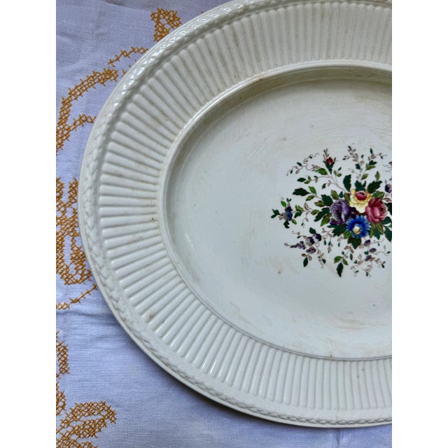 English Antique 1920s Wedgwood "Conway" Platter For Sale - Image 3 of 7