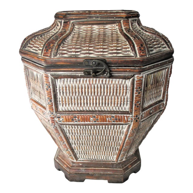 Vintage 1980s Large Wood With Faux Basket & Cane Design Brown & White Decorator Box For Sale