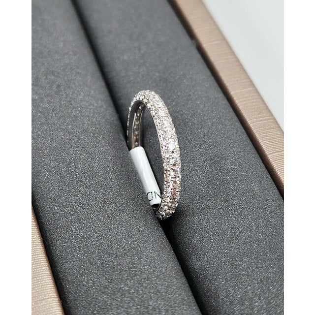 Early 21st Century 1.29 Ct Diamond Eternity Ring Size 6 For Sale - Image 5 of 8