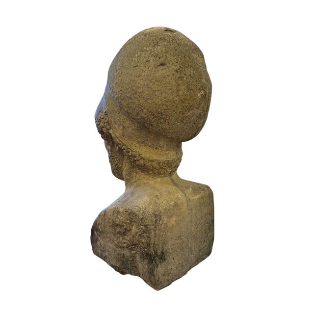 Carved Stone Bust of Pericles With Corinthian Helmet. Italy, 20th Century. For Sale - Image 4 of 8
