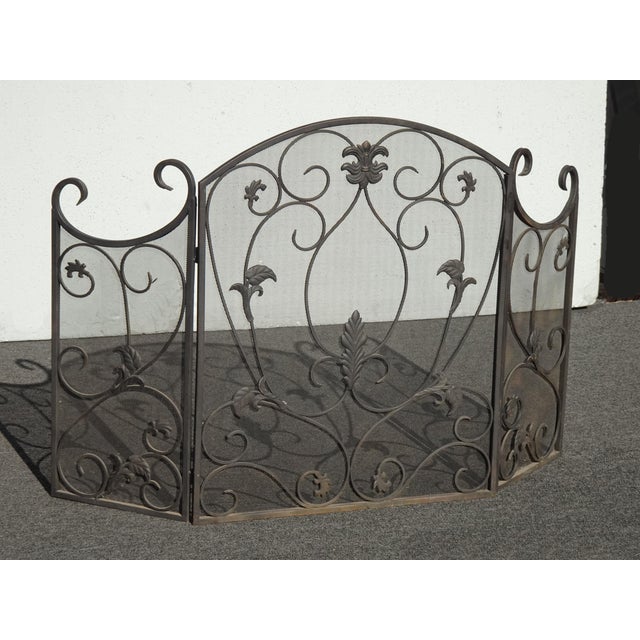 French Country Vintage Black Fireplace Screen W Mesh Backing & Leaf Decor - French Country For Sale - Image 3 of 17
