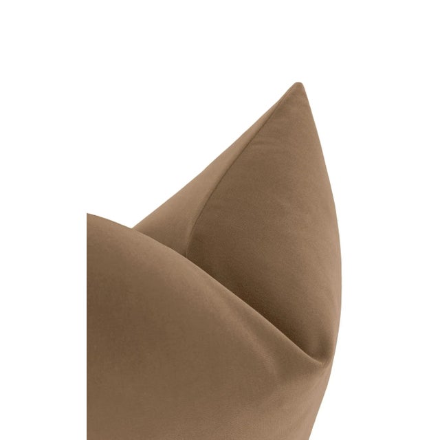 22" Nutmeg Designer Velvet Pillows - A Pair For Sale - Image 4 of 4