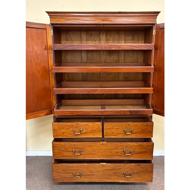 Antique Solid Mahogany English Linen Cabinet Over Chest of Drawers c.1910 For Sale In San Francisco - Image 6 of 9