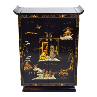 Vintage 1940s Black Lacquer Chinoiserie Asian Bar Cabinet For Sale