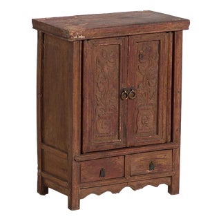 Antique Chinese Cabinet in Lacquered Wood with Carved Doors, 1900 For Sale