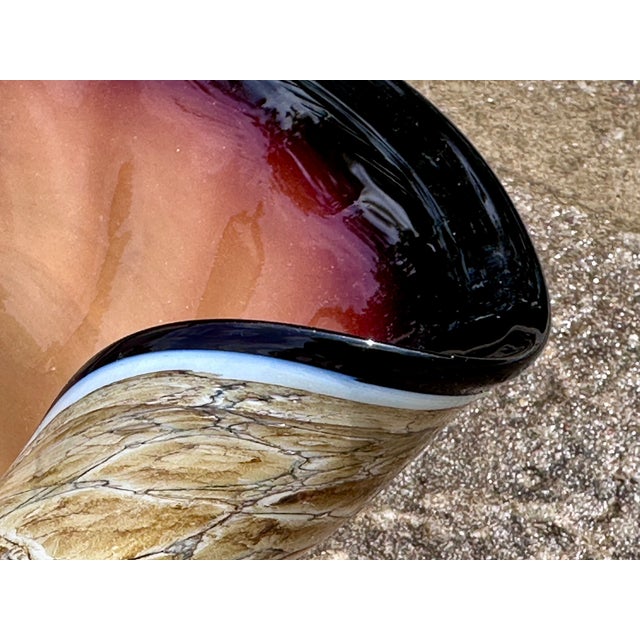 Mouth-Blown Glass Art Bowl in the Shape of a Shell, from the Jozefina Krosno Glass Art Manufactory, Poland, 1980s For Sale - Image 6 of 18