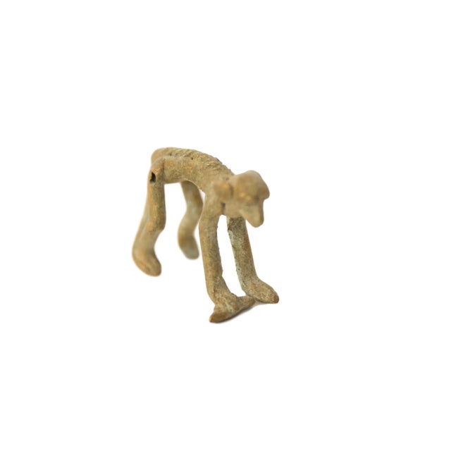 Vintage African Oxidized Bronze Monkey Holding Banana For Sale In New York - Image 6 of 6