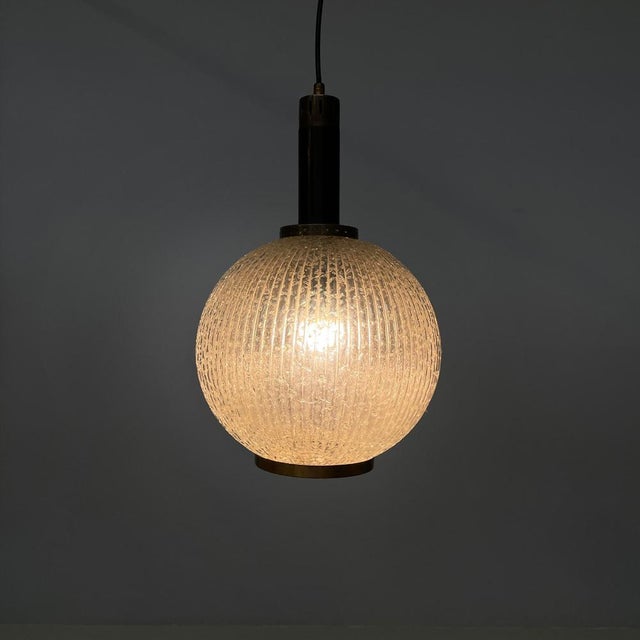 1950s Mid-Century Modern Italian Pendant Light in Molded Glass with Brass and Metal, 1950s For Sale - Image 5 of 16