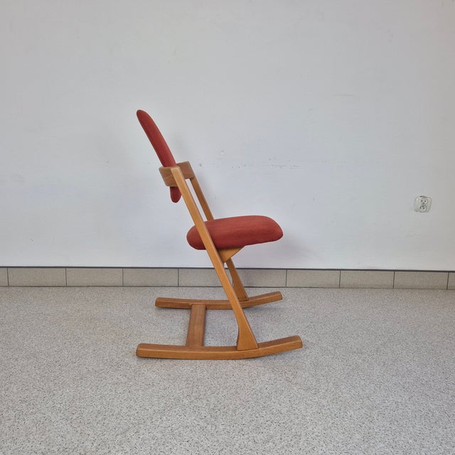 Beige Vintage Pendulum Balance Chair by Peter Opsvik for Stokke, Norway, 1980s For Sale - Image 8 of 15