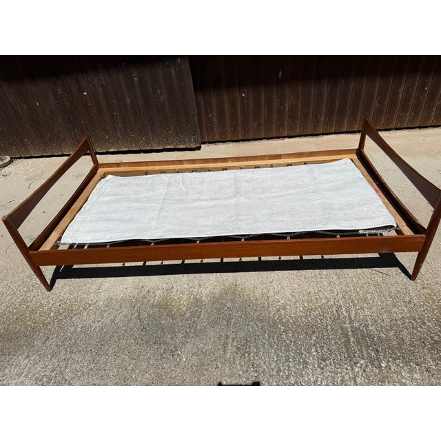 Mid-Century Modern Scandinavian Model Dagmar Teak Bed, 1960 For Sale - Image 12 of 18