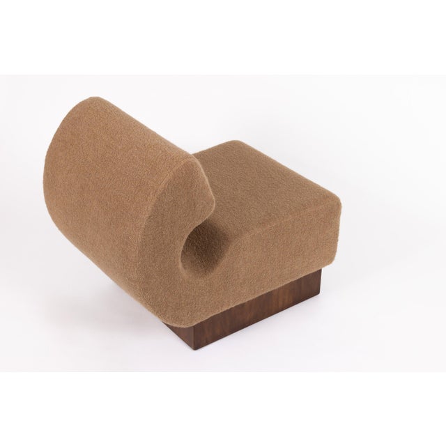 Italian Lounge Chair in Walnut and Cashmere Bouclé from Schumacher, 1970 For Sale - Image 6 of 16