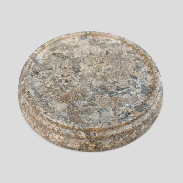 Vintage Organic Modern Tessellated Stone Pedestal Stand For Sale In Charlotte - Image 6 of 11