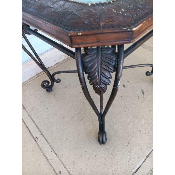 Metal 1980s Glass Top End Table With Leaf Etched Trim on Dark Metal Legs For Sale - Image 7 of 7