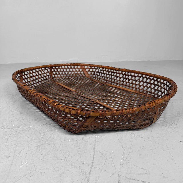 Brown Shōwa Japanese Reddish-Brown Bamboo Basket, 1950 For Sale - Image 8 of 11